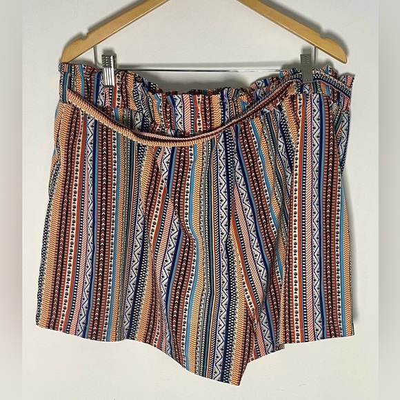 EUC 4X Shein Curve Belted Stripped Multicolored Shorts - Picture 5 of 7
